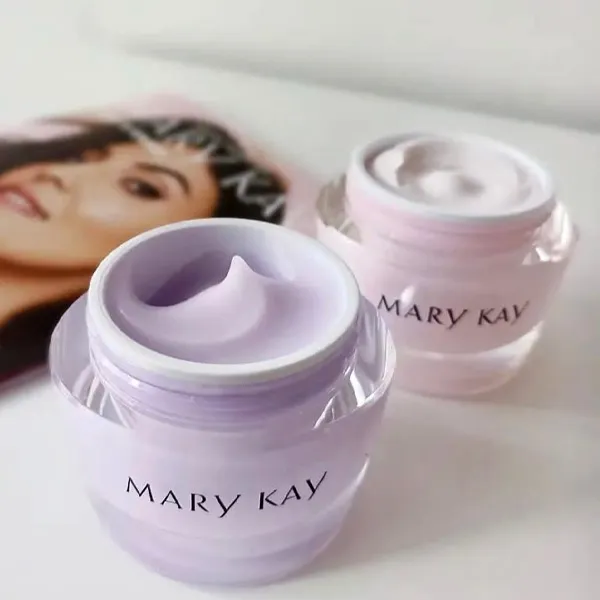 آبرسان پوست چرب و آبرسان پوست خیلی خشک مری کی